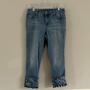 Women's Chico’s size 0 Denim Girlfriend Slim Leg Crop US Size 4 with Floral hem